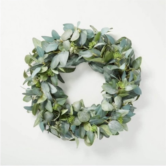 Hearth & Hand Green Mixed Eucalyptus 24” Wreath - Picture 1 of 8